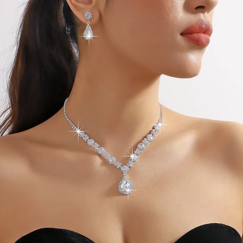 Gwenelivra | Mujer Conjunto de Collar y Pendientes con Zirconia