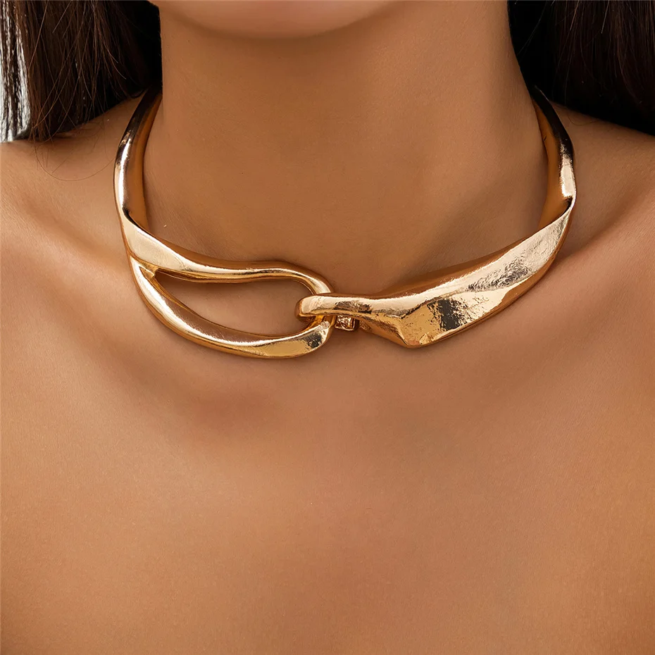 Collar Delicado de Acero Inoxidable Tono Dorado Minimalista