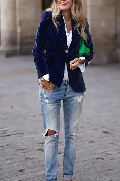 Victoria | Mujer Blazer Estructurado con Botones Dorados