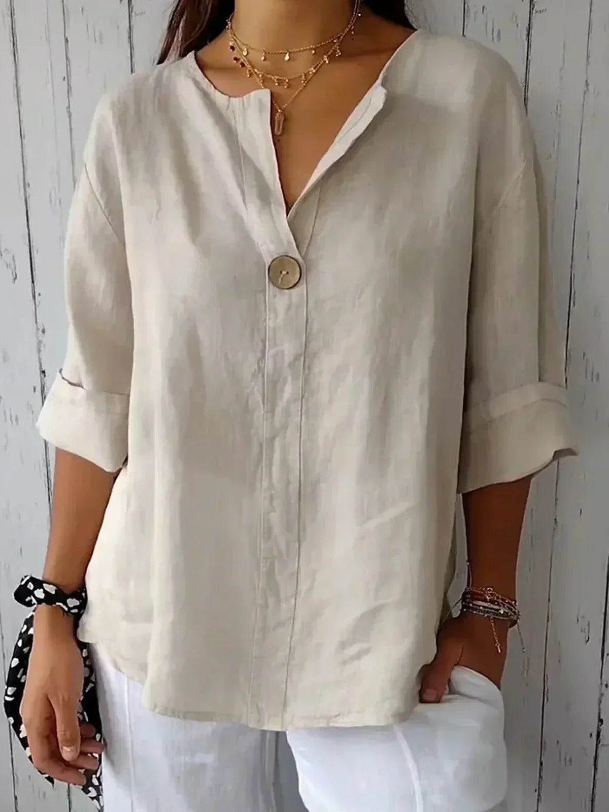 Jelka | Mujer Blusa Fluida con Botones Refinada