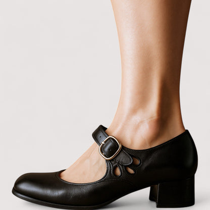 Clara | Mujer Top Elegante y Versátil