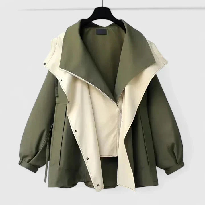Becka | Mujer Chaqueta Moderna con Cuello Estratificado y Cremallera