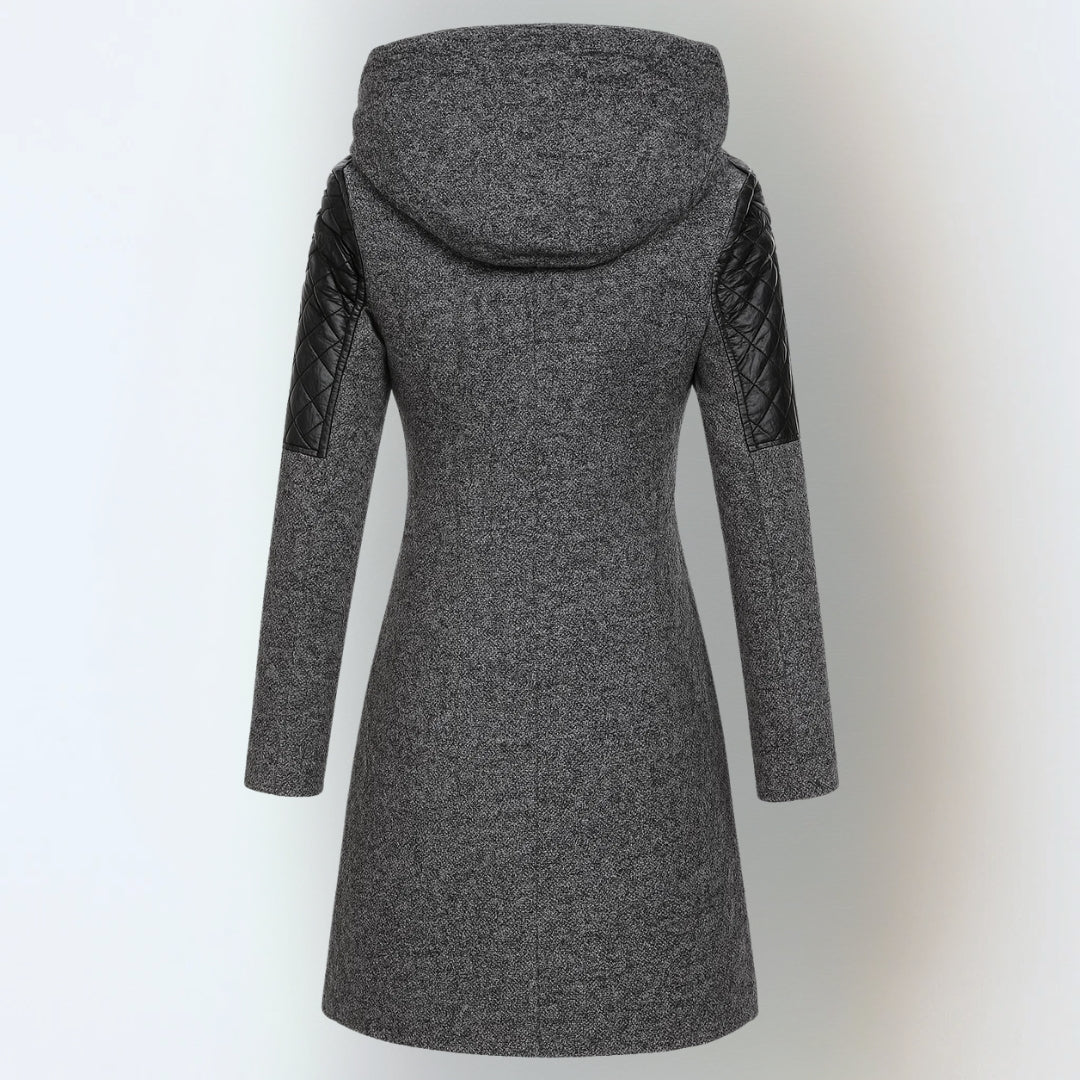 Sophia | Mujer Chaqueta Acolchada con Capucha y Cremallera Asimétrica