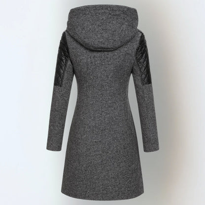 Sophia | Mujer Chaqueta Acolchada con Capucha y Cremallera Asimétrica