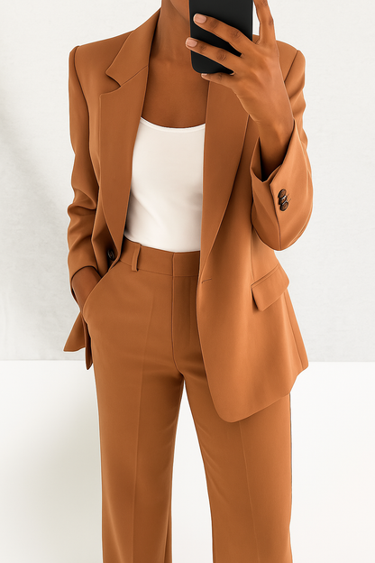 Ylona | Mujer Conjunto de Blazer Ajustado y Pantalón Ceñido