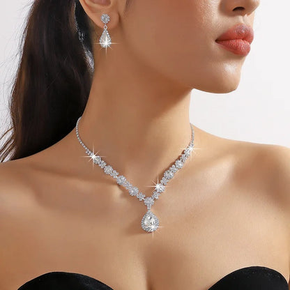 Gwenelivra | Mujer Conjunto de Collar y Pendientes con Zirconia