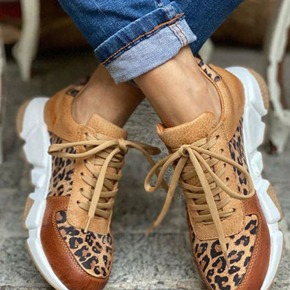 Sofia | Mujer Zapatillas Urbanas de Corte Moderno