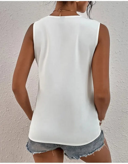 Daria | Mujer Top de Encaje Refinado en Cuello y Mangas