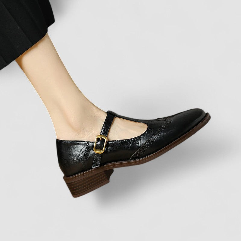 Nicole | Mujer Zapatos con Tira en T y Detalles de Brogue