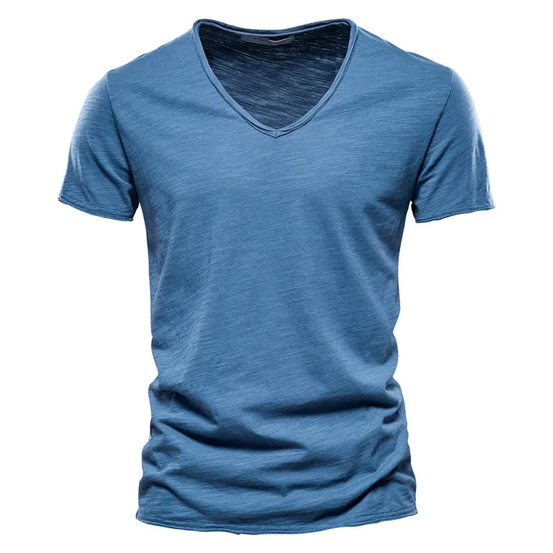 Léon | Hombre Camiseta Básica de Algodón con Escote en V