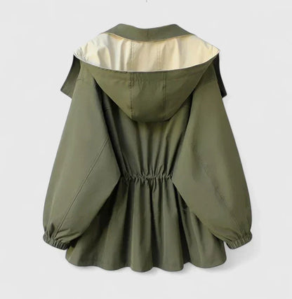 Becka | Mujer Chaqueta Moderna con Cuello Estratificado y Cremallera