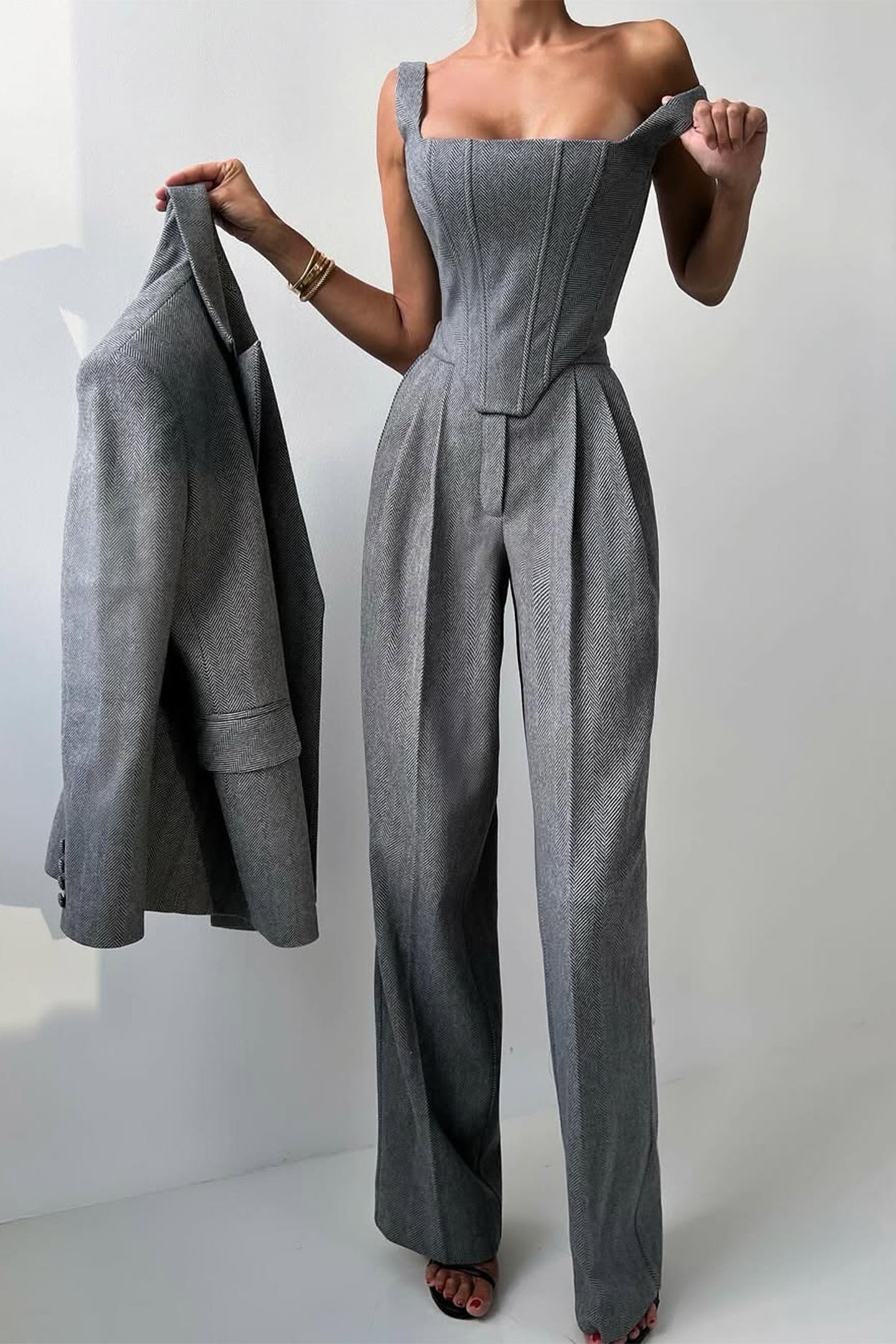 Roos | Mujer Conjunto de Tres Piezas con Blazer Estructurado