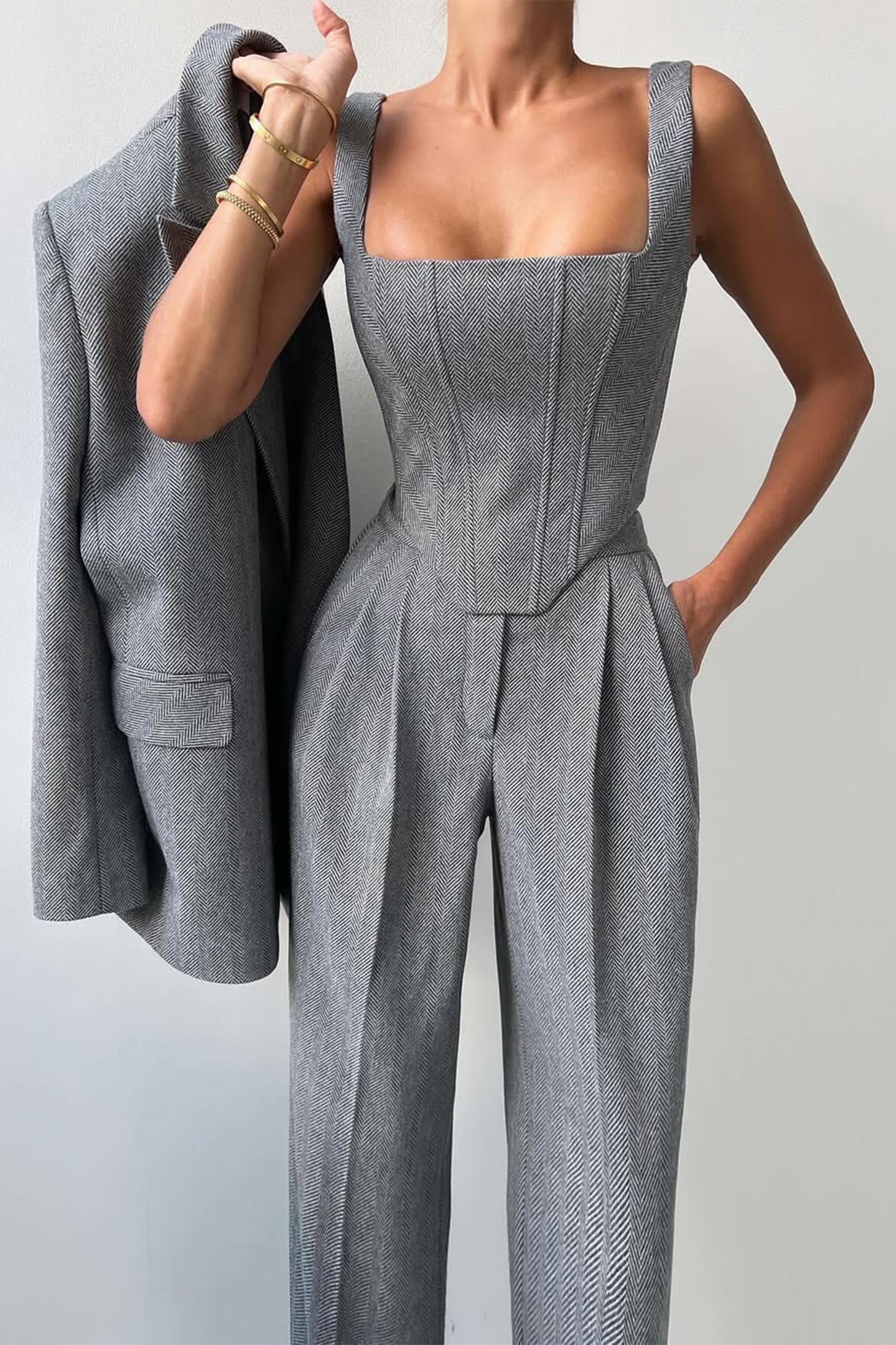 Roos | Mujer Conjunto de Tres Piezas con Blazer Estructurado
