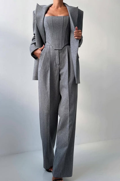 Roos | Mujer Conjunto de Tres Piezas con Blazer Estructurado