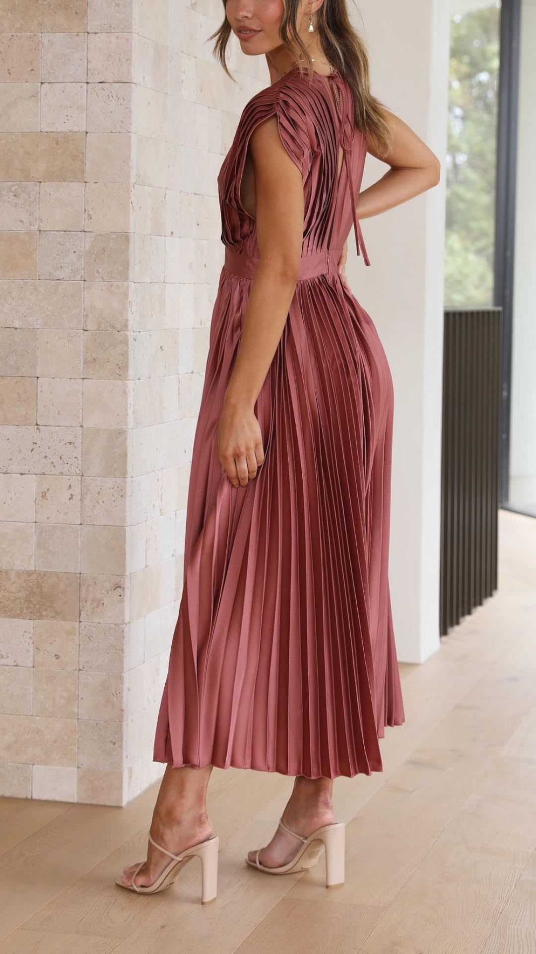 Charlene | Mujer Vestido Maxi Plisado con Escote en V