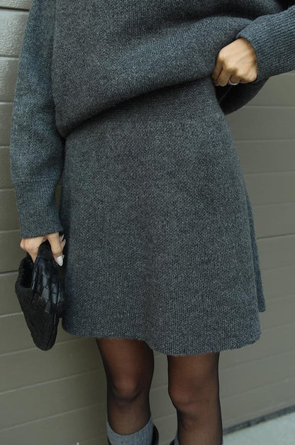 Sophie | Mujer Conjunto de Punto con Suéter y Falda