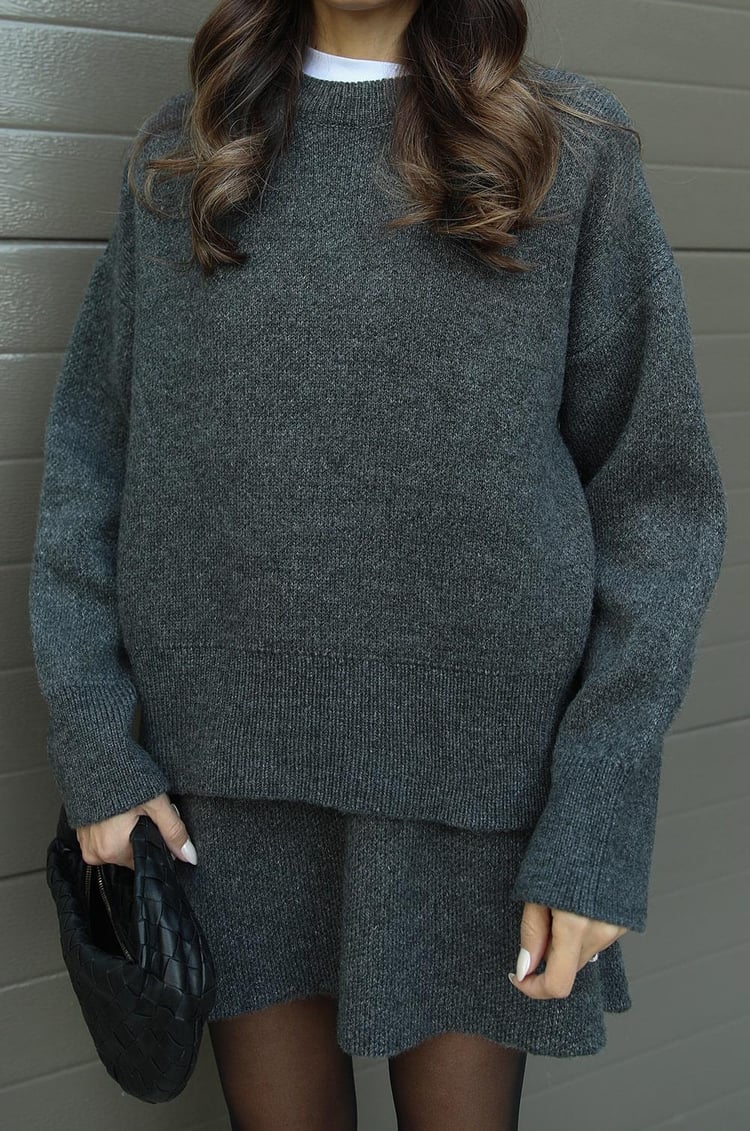 Sophie | Mujer Conjunto de Punto con Suéter y Falda