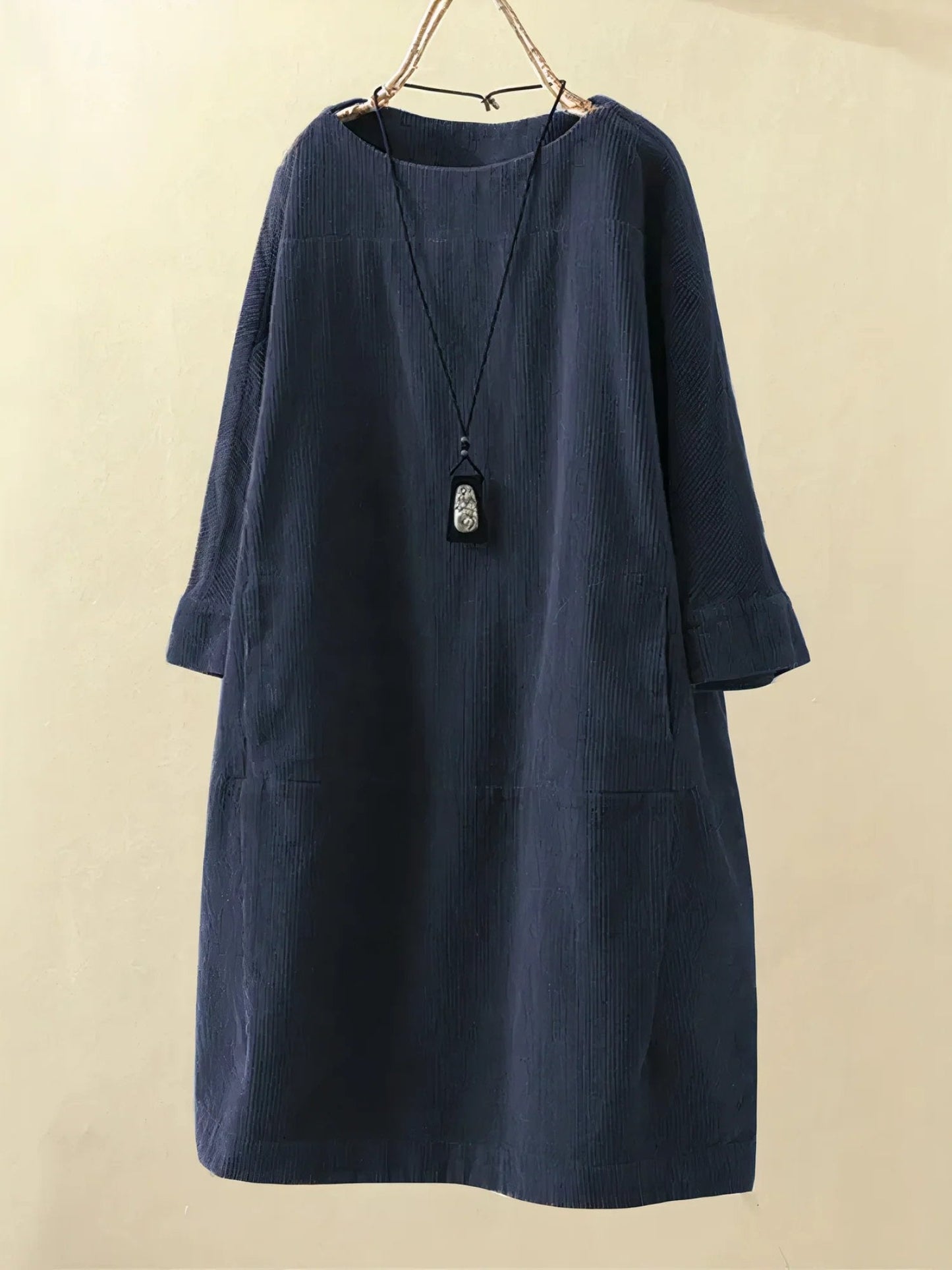 Lorena | Mujer Vestido de Pana Amplio Minimalista