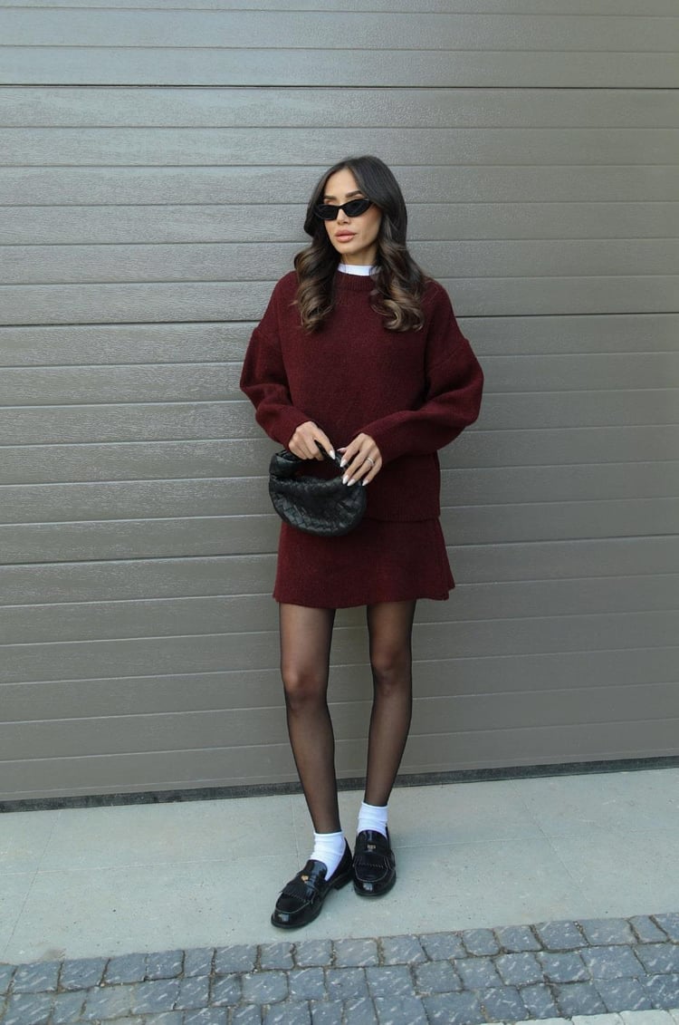 Sophie | Mujer Conjunto de Punto con Suéter y Falda