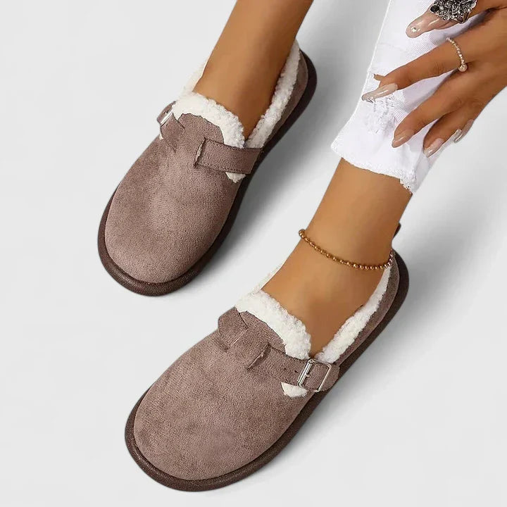 Zola | Mujer Pantuflas Forradas con Detalle de Hebilla