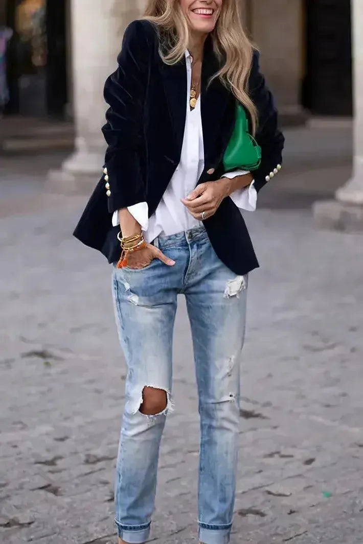 Victoria | Mujer Blazer Estructurado con Botones Dorados