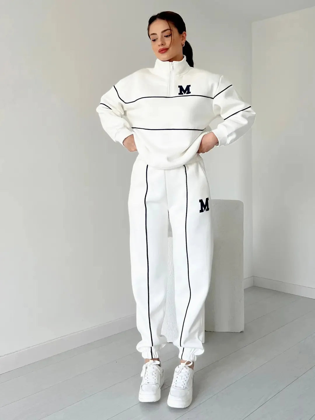 Brianna | Mujer Conjunto Deportivo con Media Cremallera y Pantalón Jogger